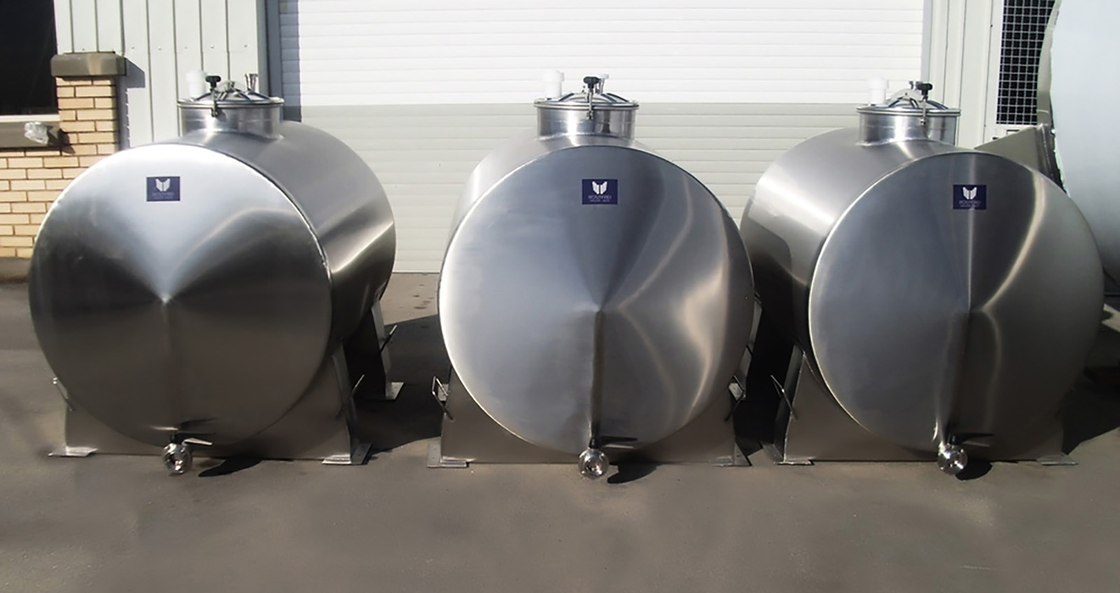 Horizontal Tank for Transport on a Truck with Platform