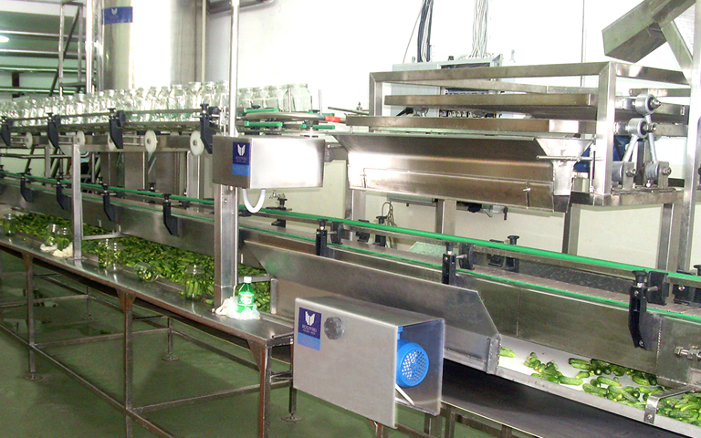 Shaking Machine for Filling Jars with Automatic Work Desk