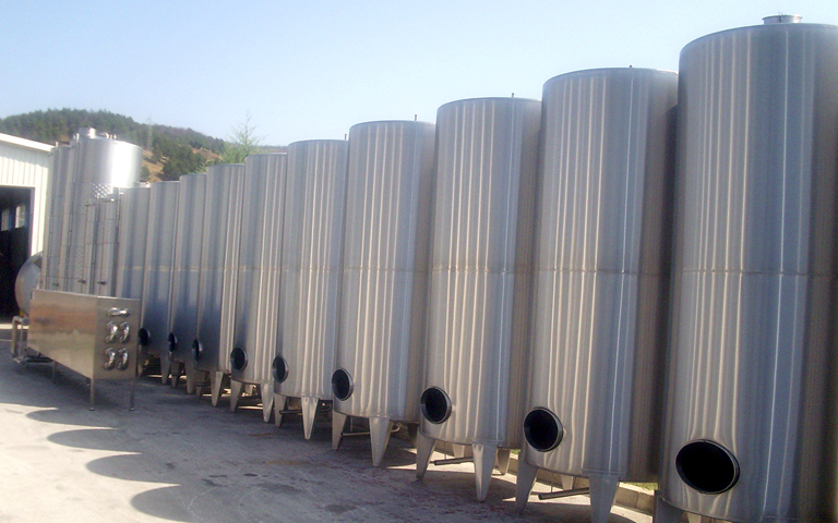 Tanks Intended for Storage of Food Products