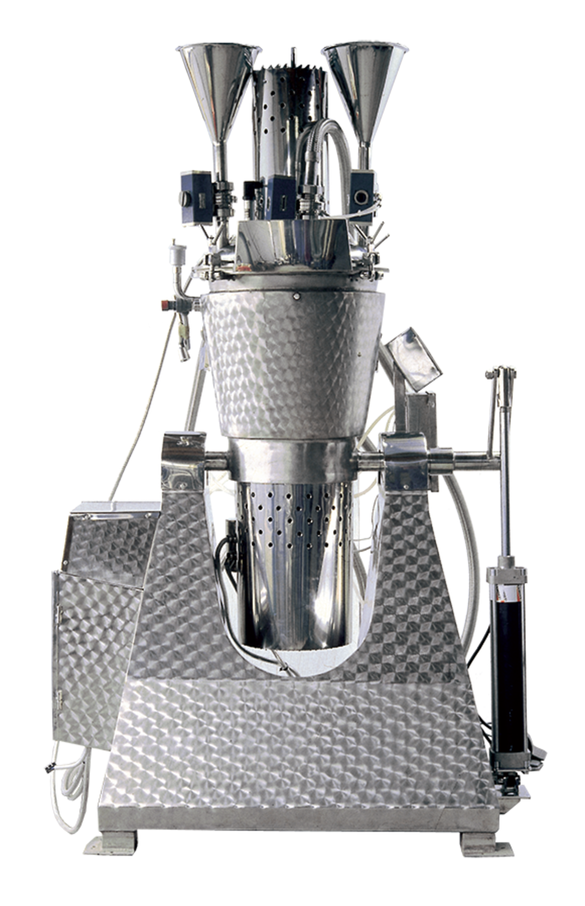 Универзални машини "УМ" - Кутер