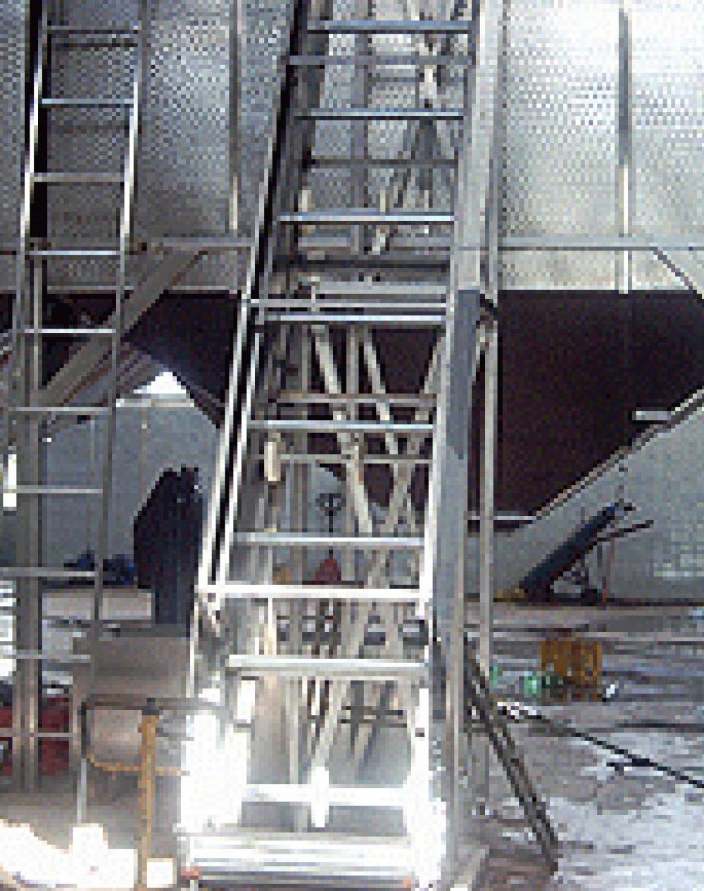 Силоси за Пластични Шишиња