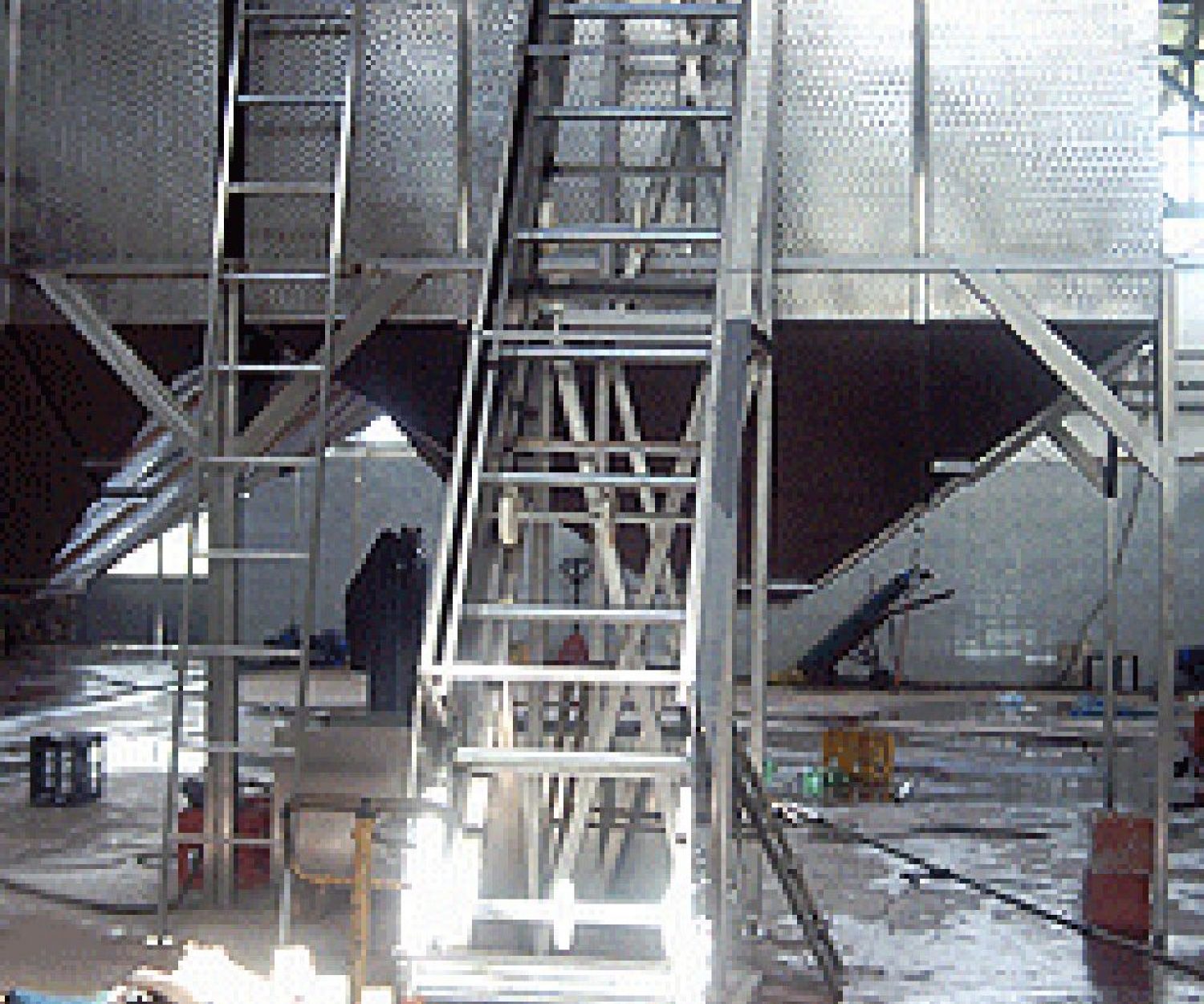 Силоси за Пластични Шишиња